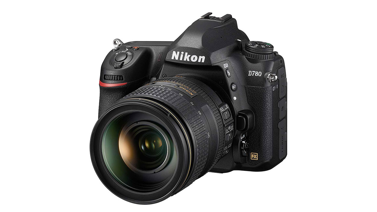 Nikon（ニコン）D780の正面（レンズ装着時）