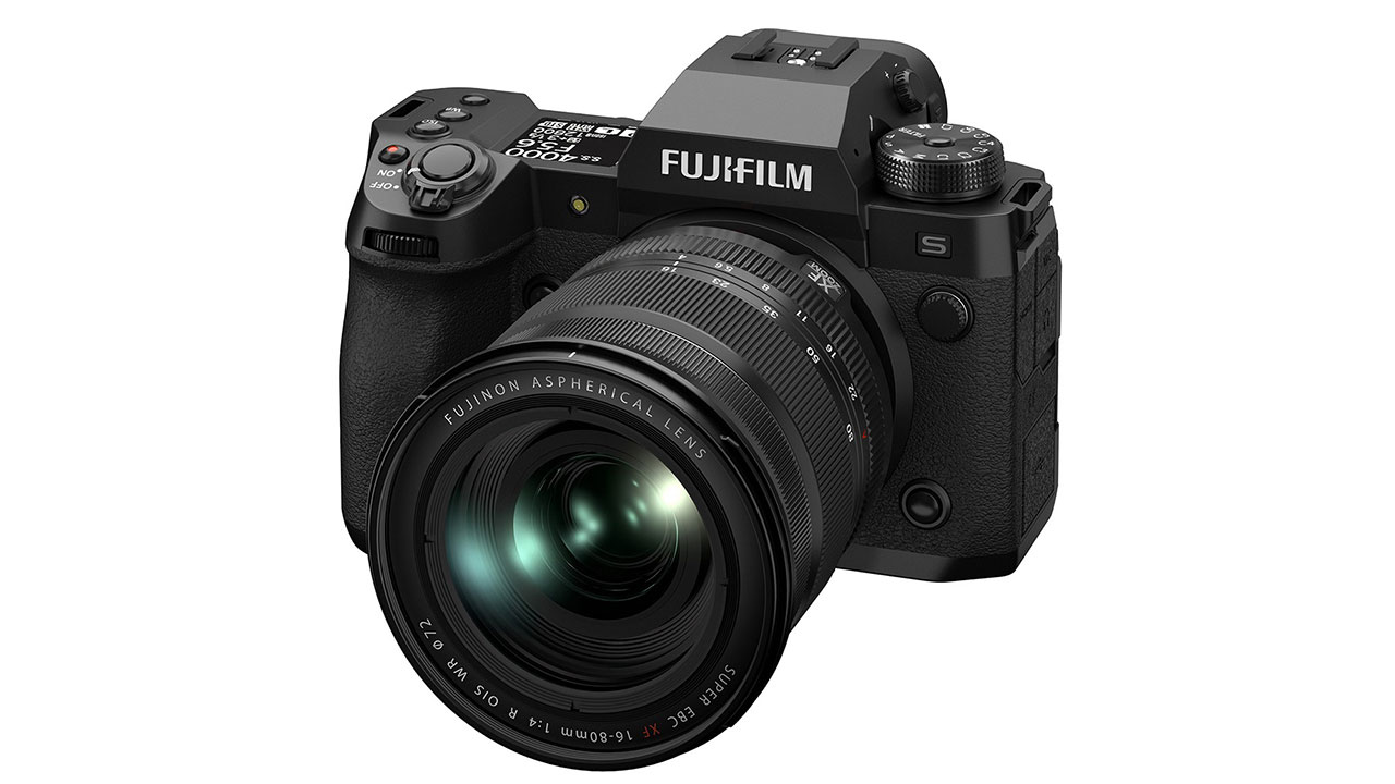 FUJIFILM X-H2Sの全体（レンズ付き）