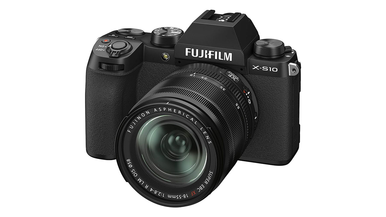 FUJIFILM X-S10の全体（レンズ付き）